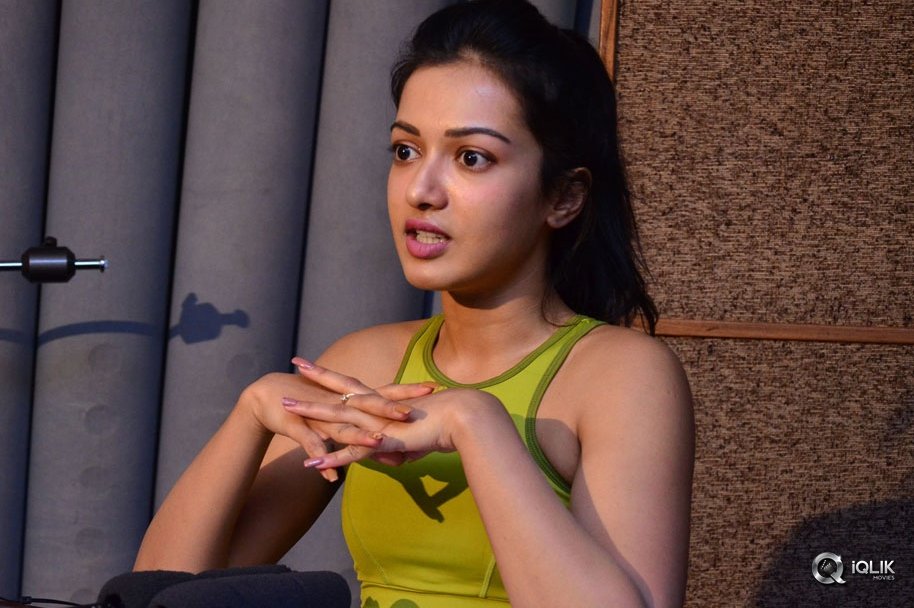 Catherine-Tresa-Dubbing-For-Goutham-Nanda-Movie